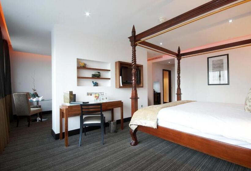 ジュニアスイート, Rochestown Park Hotel & Leisure Centre