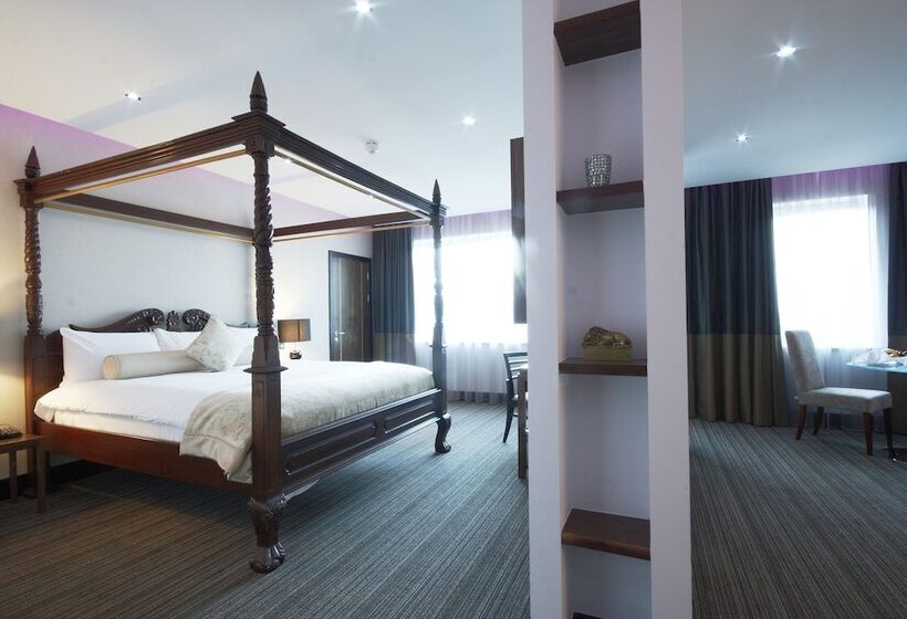 ジュニアスイート, Rochestown Park Hotel & Leisure Centre