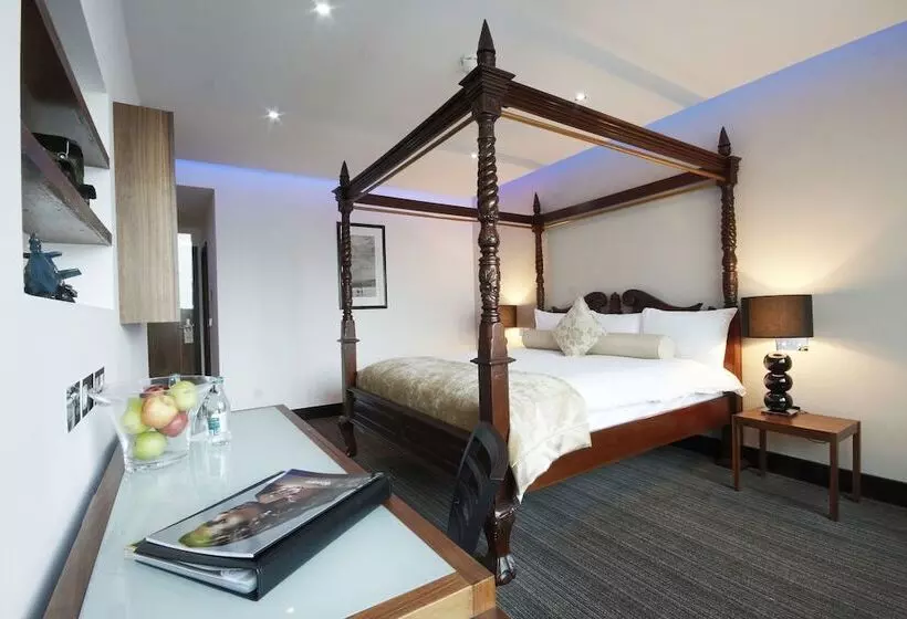 ジュニアスイート, Rochestown Park Hotel & Leisure Centre