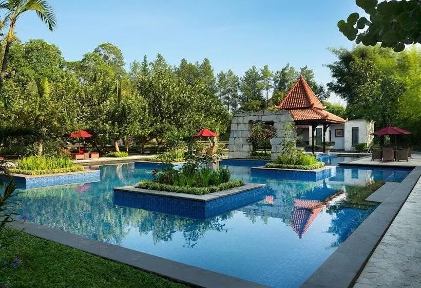 سوئیت ریاست جمهوری 2 خوابه, Mustika Yogyakarta Resort & Spa