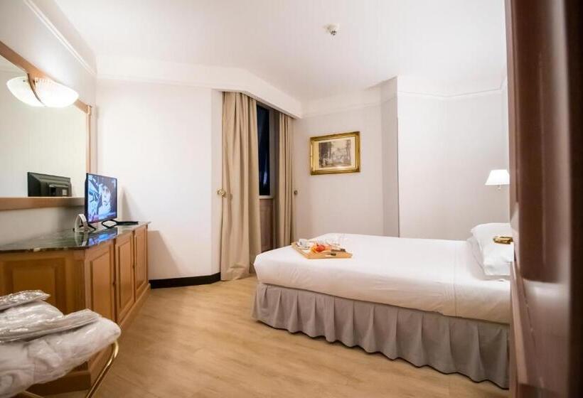 Suite, Shg Hotel De La Ville