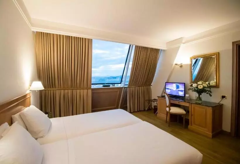 اتاق استاندارد یک نفره, Shg Hotel De La Ville