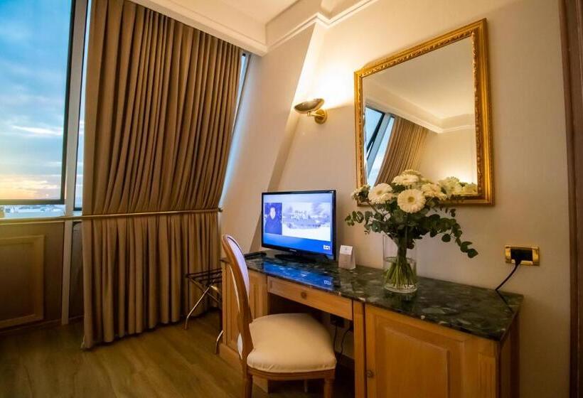 Classic Room, Shg Hotel De La Ville