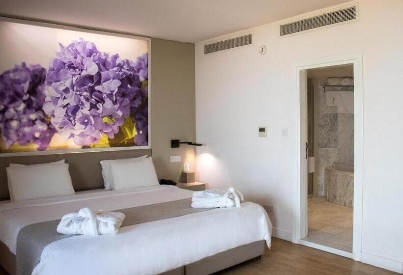 سوییت, The Classic Hotel Nicosia   Handwritten Collection