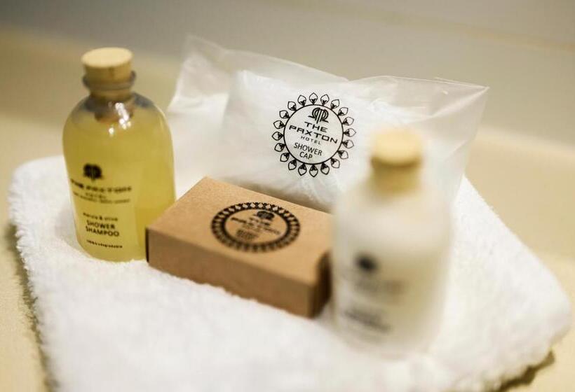 스탠다드 룸, Paxton