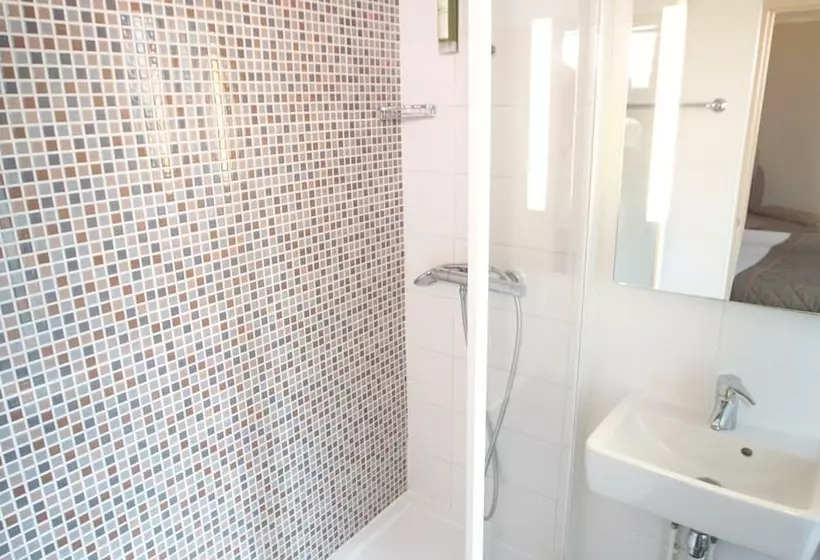 コンフォートルーム, Timhotel Paris Gare Montparnasse