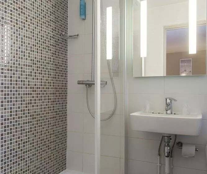 スーペリアトリプルルーム, Timhotel Paris Gare Montparnasse