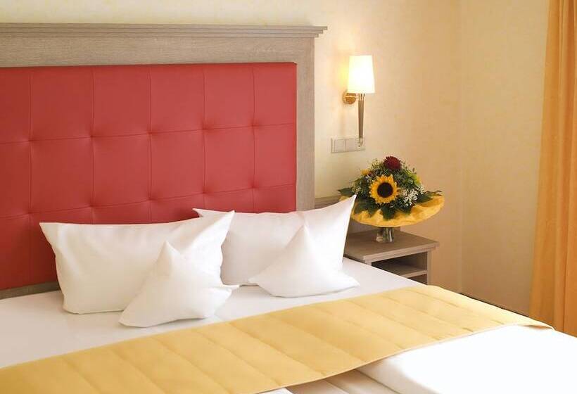 标准单人间, Wittelsbacher Höh