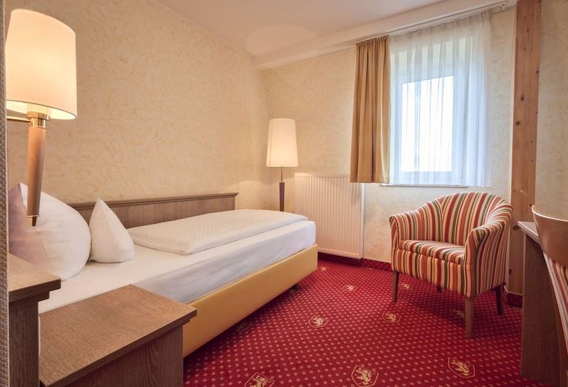 标准单人间, Wittelsbacher Höh