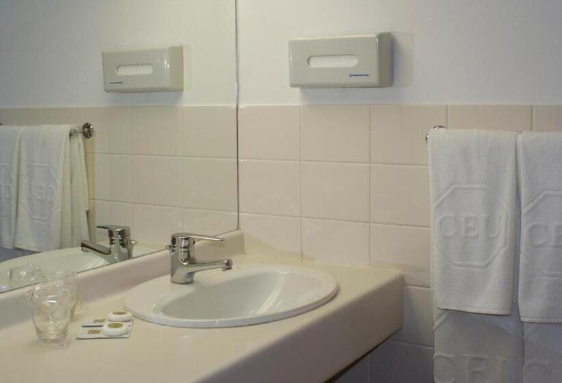 Номер Стандарт, Ceu Konferencia Központ