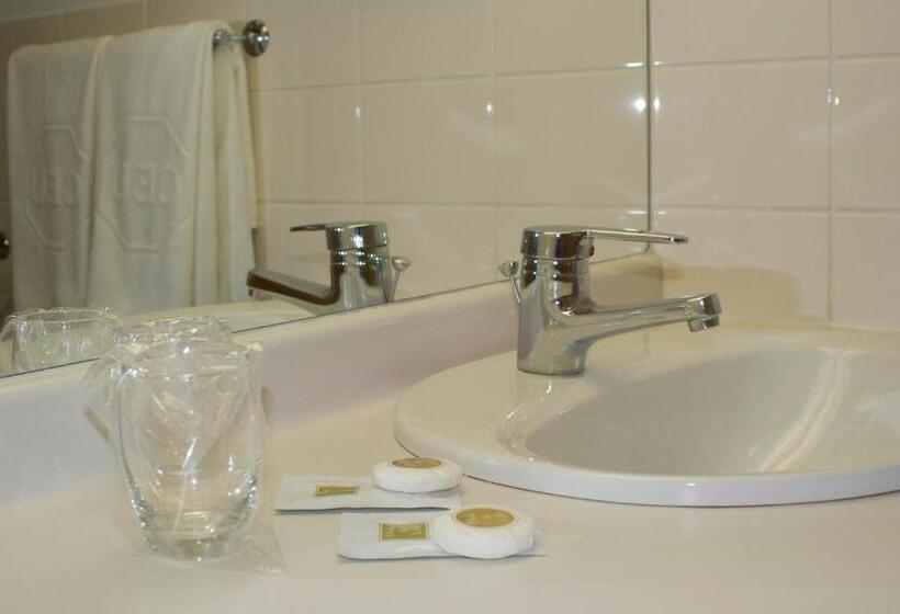 Номер Стандарт, Ceu Konferencia Központ