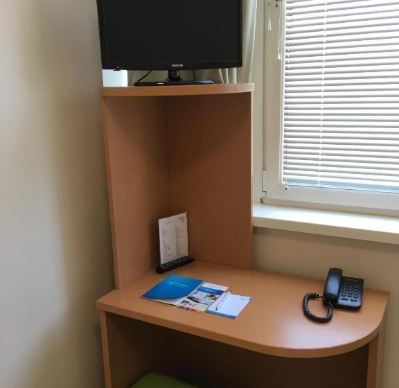 Номер Стандарт, Ceu Konferencia Központ