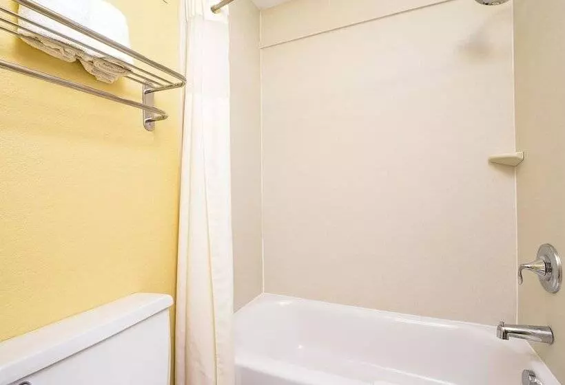 اتاق استاندارد با 2 تخت دوبل, Xecutive Inn And Suites