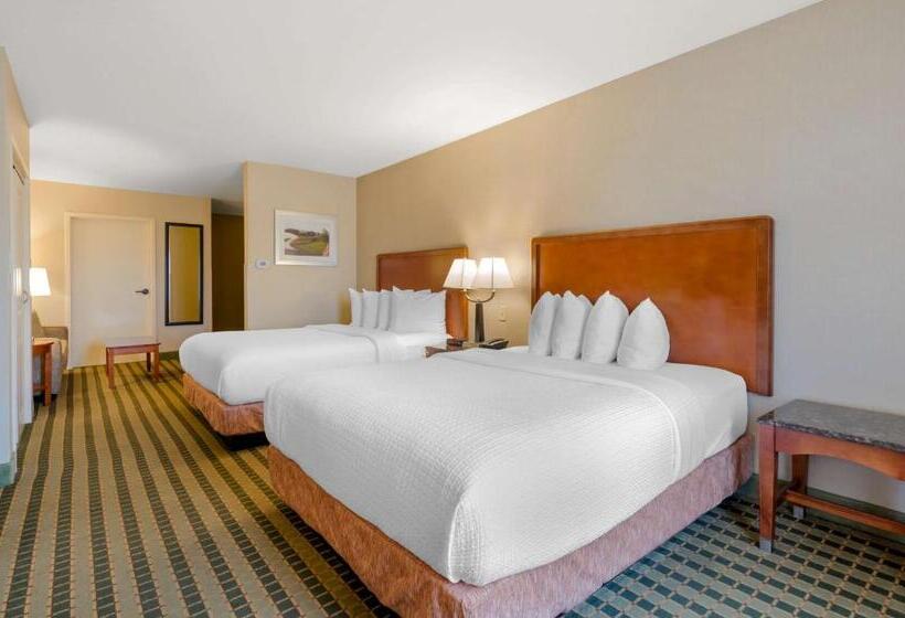 סוויטה עם מיטת קווין, Best Western North Roanoke