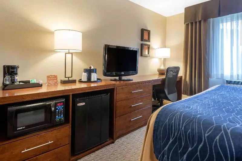 اتاق استاندارد, Comfort Inn