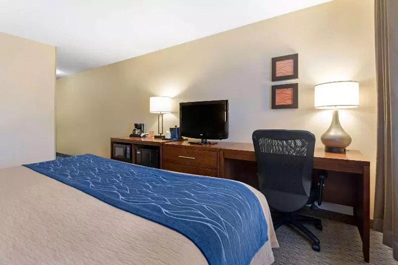 اتاق استاندارد, Comfort Inn