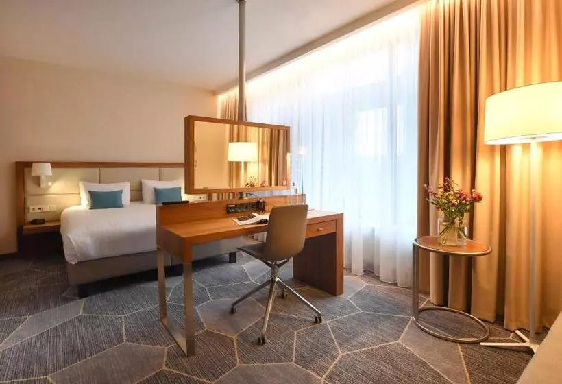 スーペリアールーム, Crowne Plaza Maastricht, An Ihg