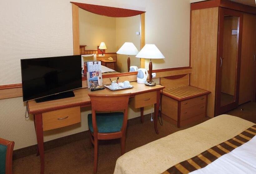 Номер Стандарт, Danubius Hotel Helia