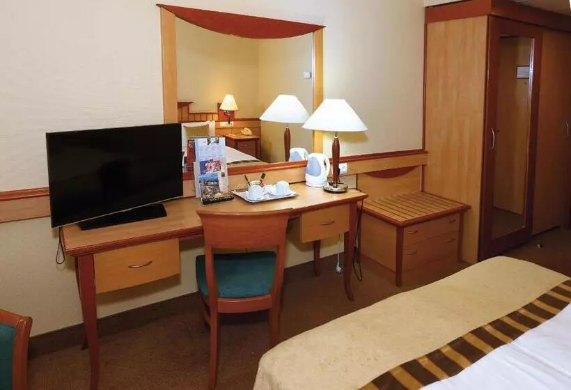 اتاق استاندارد, Danubius Hotel Helia