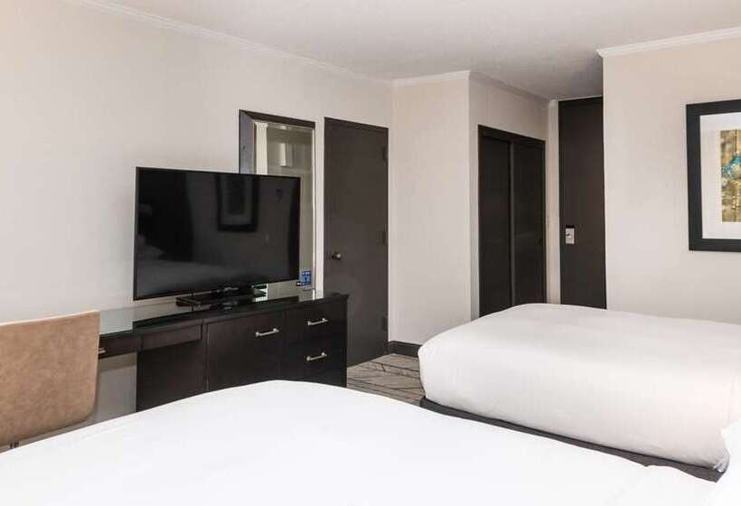스탠다드 룸 더블 침대 2개, Doubletree By Hilton Newark Penn Station