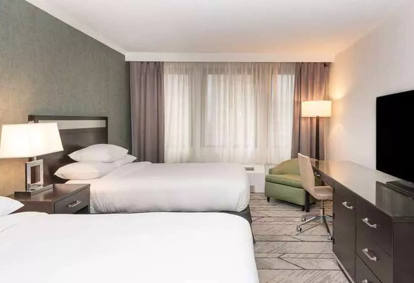 ２ダブルベッドのスタンダードルーム, Doubletree By Hilton Newark Penn Station