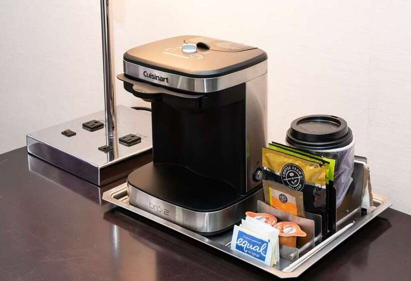 스탠다드 룸, Doubletree By Hilton Newark Penn Station