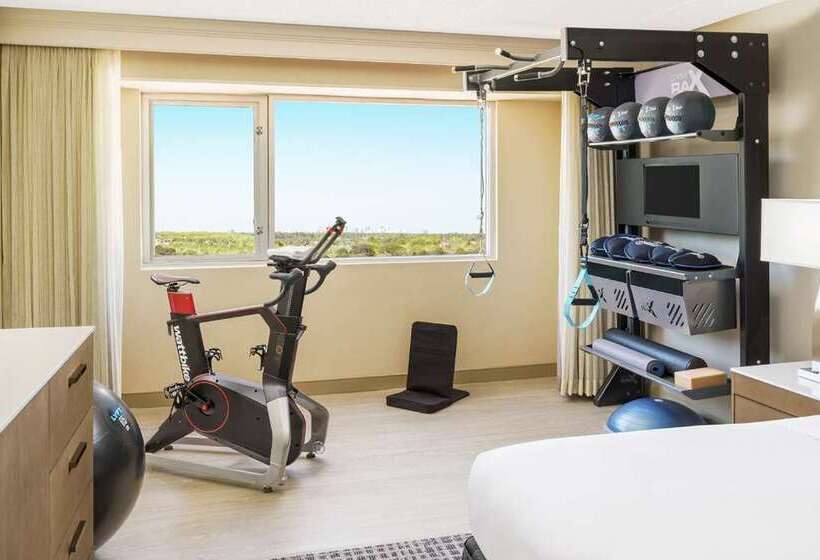 스탠다드 룸 킹사이즈 침대, Doubletree By Hilton Newark Penn Station