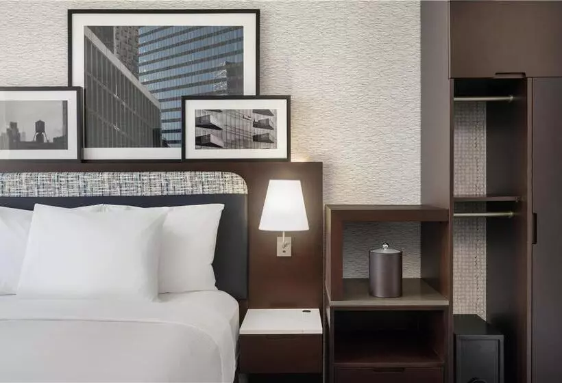 اتاق استاندارد با 2 تخت دوبل, Doubletree By Hilton Newark Penn Station