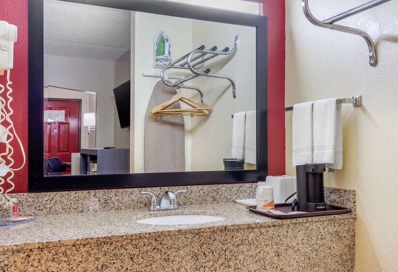 带2个双人床的标准工作室, Econo Lodge