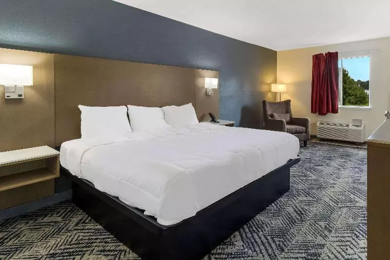 キングサイズベッドのスタンダードルーム, Econo Lodge Cherry Point