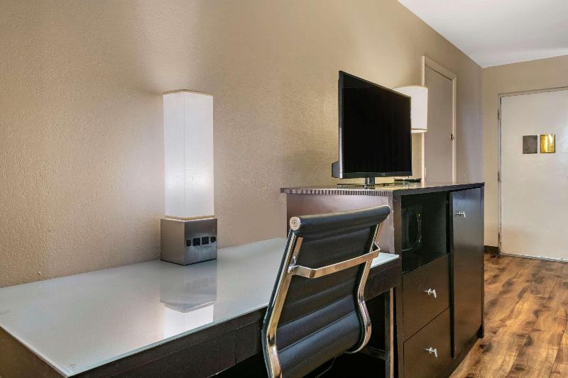 غرفة قياسية, Econo Lodge Sebring