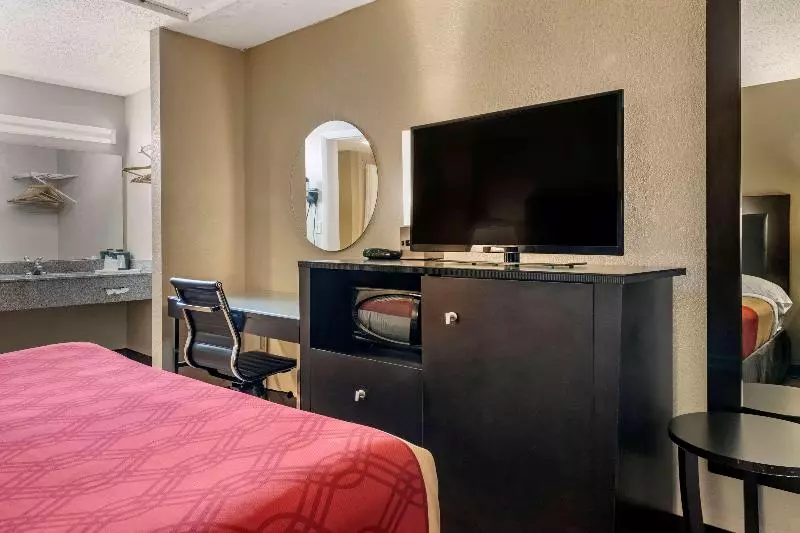 キングサイズベッドのスタンダードルーム, Econo Lodge Sebring