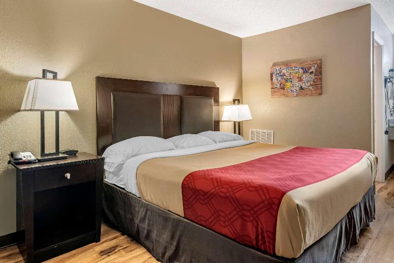 غرفة قياسية سرير كينج, Econo Lodge Sebring