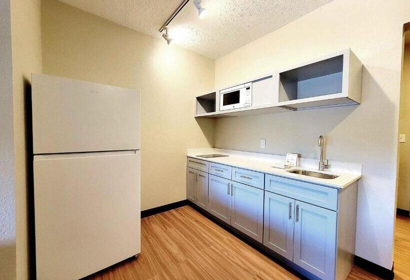 غرفة ديلوكس سرير كينج, Extended Stay America Suites   Buffalo   Airport