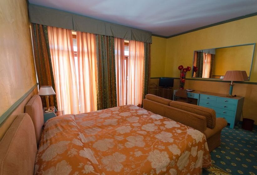 اتاق راحتی, Grand Hotel Tamerici & Principe