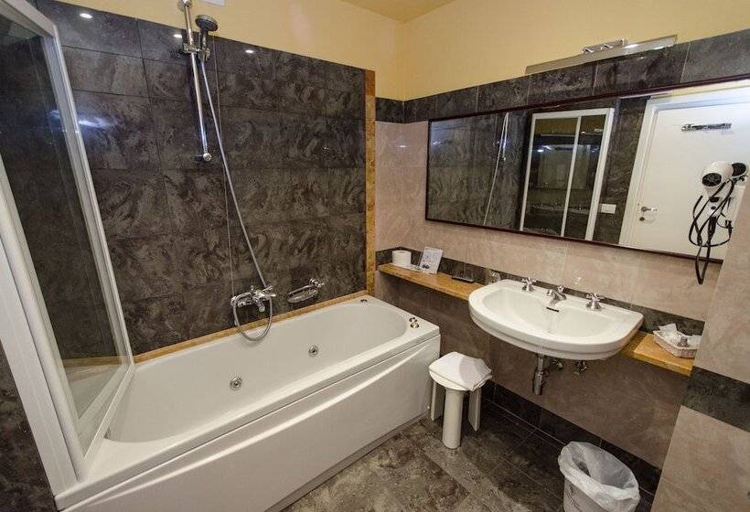 اتاق پرستیژ, Grand Hotel Tamerici & Principe