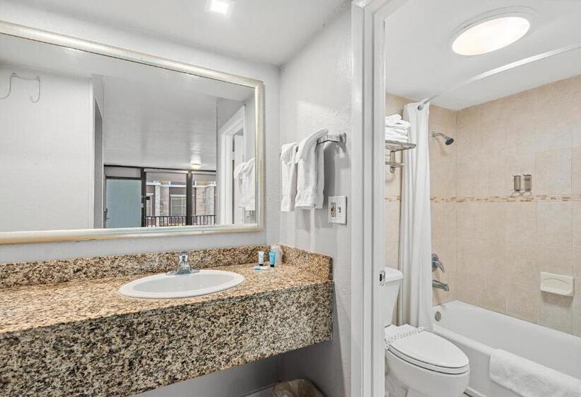 Номер Стандарт 2 Двуспальные Кровати, Hotolos Hollywood