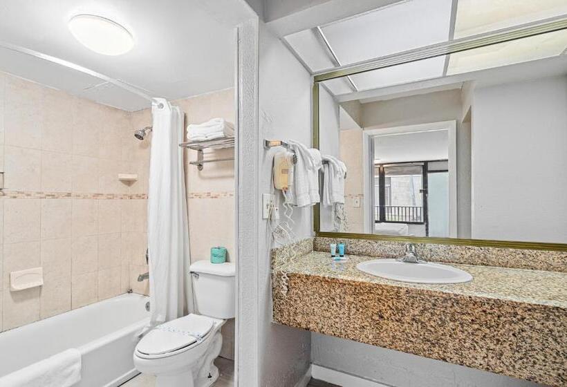 Номер Стандарт Кровать Кинг Адаптированный для Инвалидов, Hotolos Hollywood