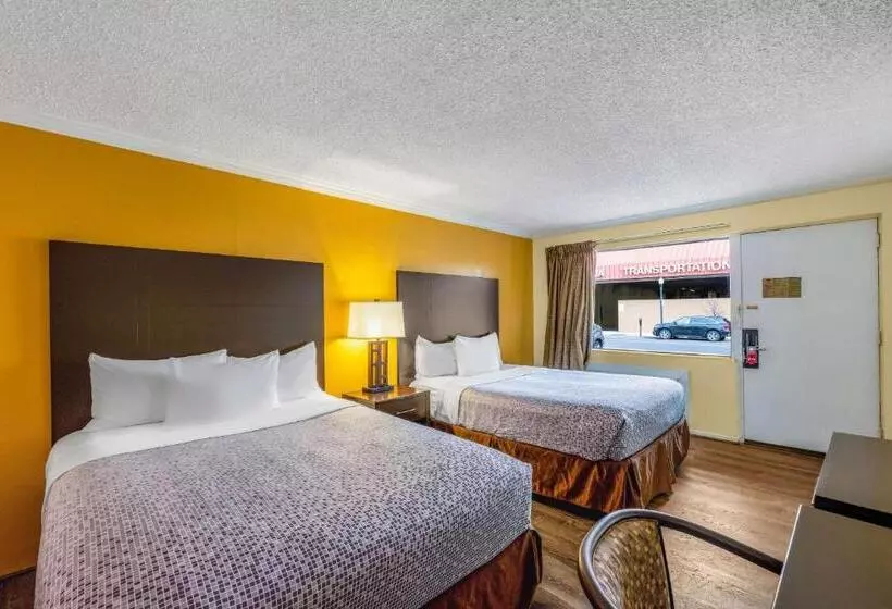 ２ダブルベッドのスタンダードルーム, Econo Lodge Beach And Boardwalk