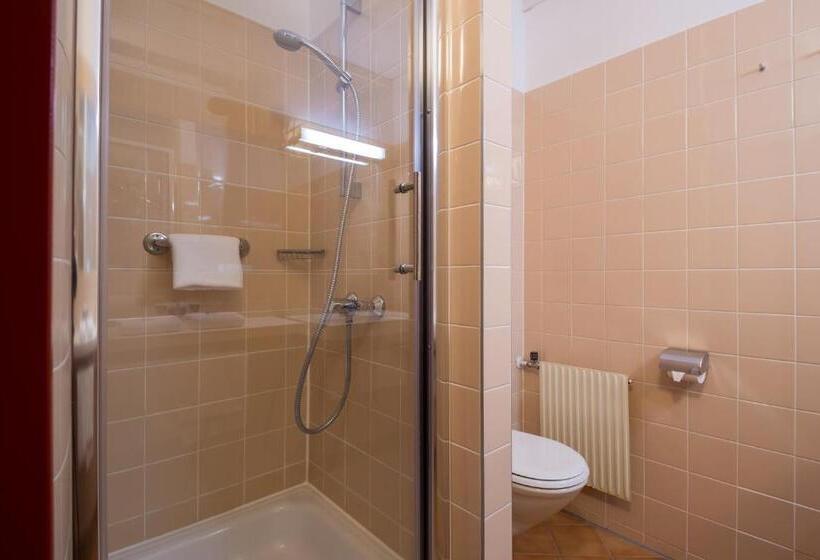 חדר סטנדרט מיטה זוגית, Mercure Jelenia Gora