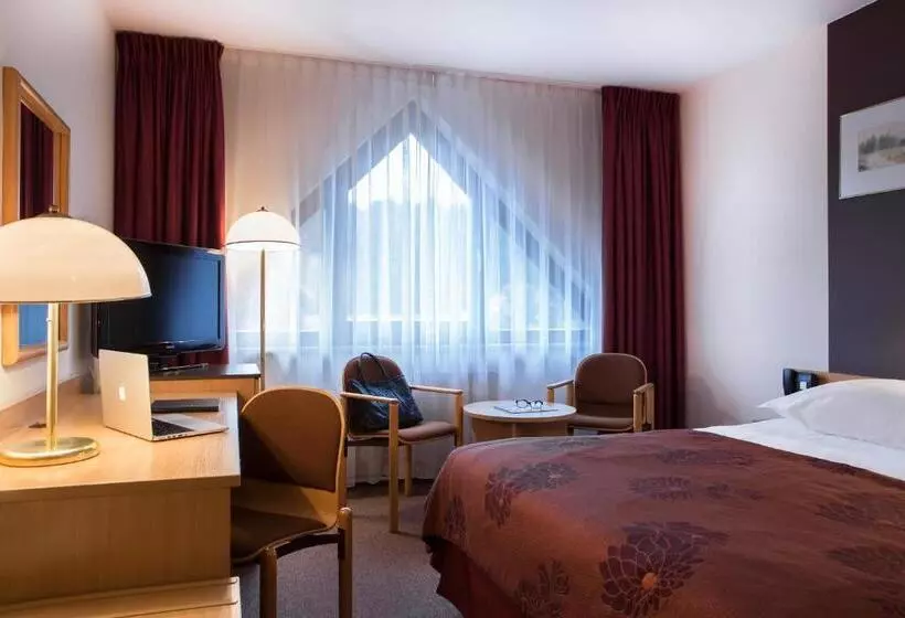 ダブルベッドスタンダードルーム, Mercure Jelenia Gora