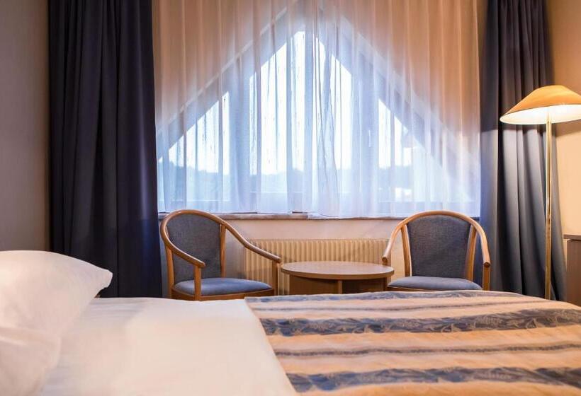 חדר סטנדרט יחיד, Mercure Jelenia Gora