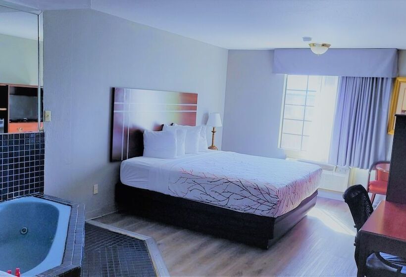 غرفة قياسية, Rancho San Diego Inn & Suites