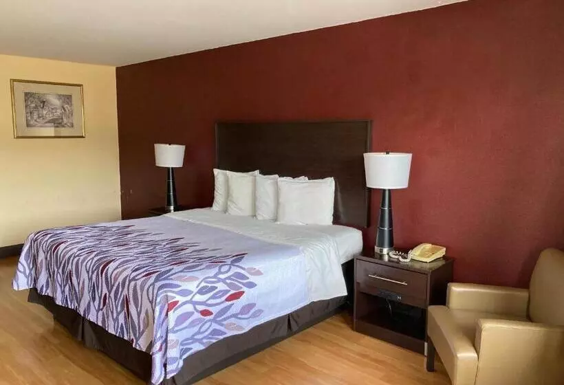 キングサイズベッドのスーペリアルーム, Red Roof Inn & Suites Cleveland, Tn