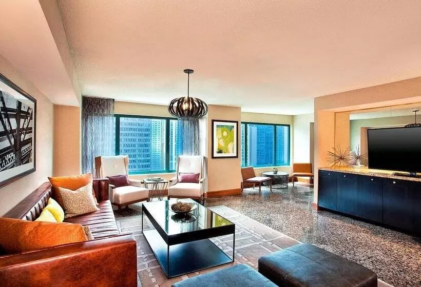 クラブルーム, Sheraton Grand Chicago Riverwalk