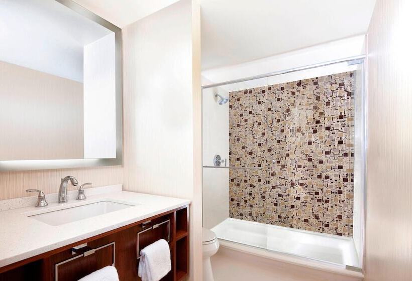 이그제큐티브 스위트, Sheraton Grand Chicago Riverwalk