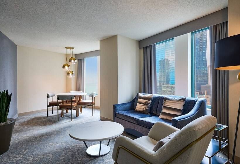 エクゼクティブスイート, Sheraton Grand Chicago Riverwalk