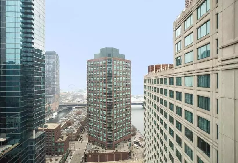 スイート, Sheraton Grand Chicago Riverwalk