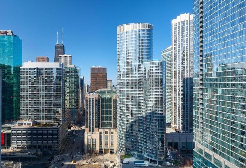身障者適用キングサイズベッドルーム, Sheraton Grand Chicago Riverwalk