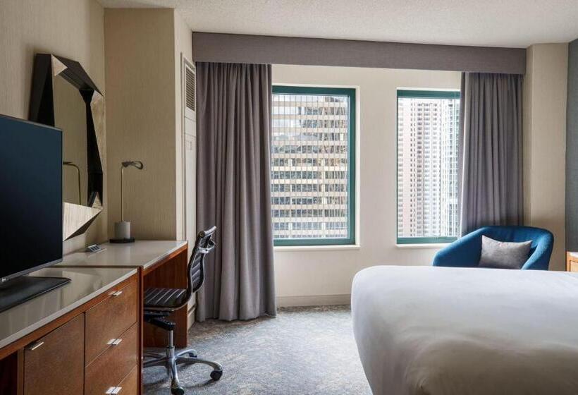 キングサイズベッドのデラックスルーム, Sheraton Grand Chicago Riverwalk